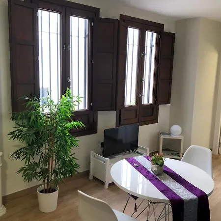 Apartamento Coqueto Céntrico *